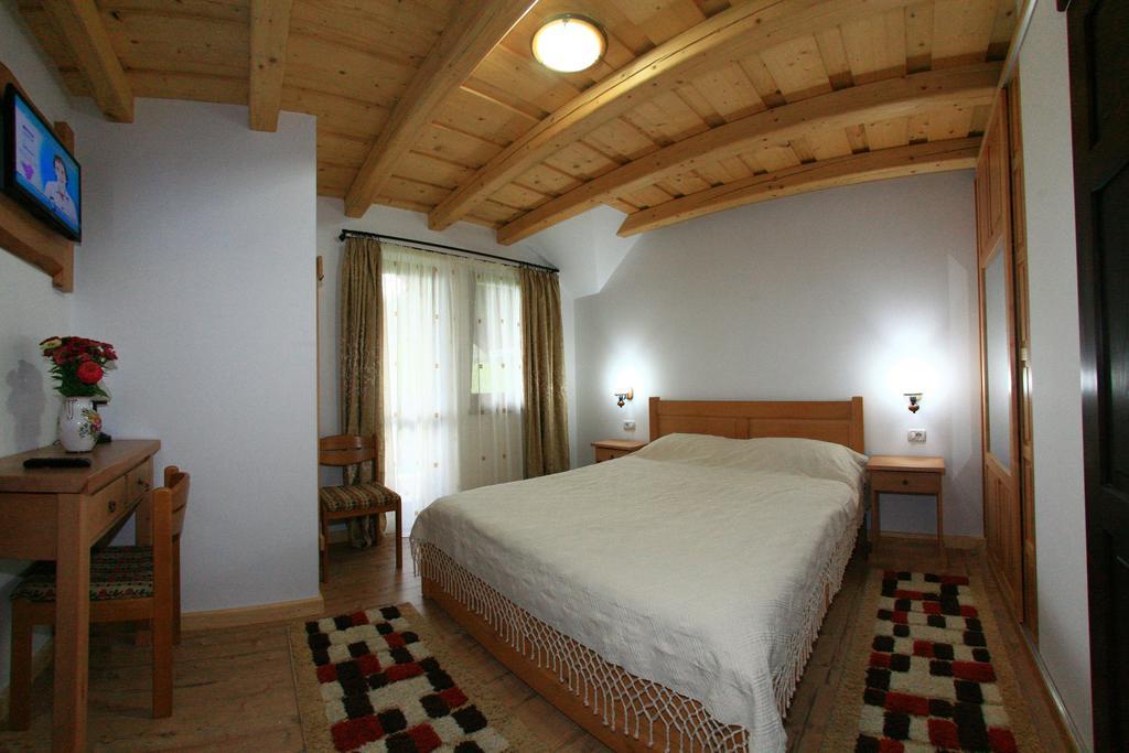 Pensiunea Casa Elvira Vama (Suceava) Quarto foto
