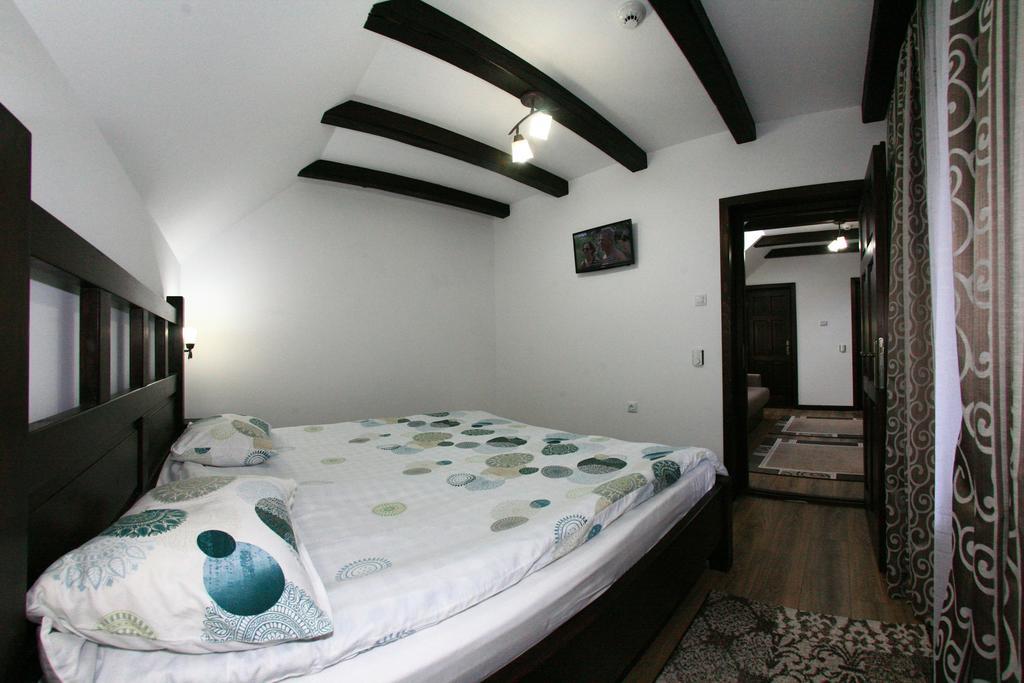 Pensiunea Casa Elvira Vama (Suceava) Quarto foto