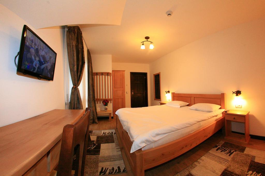Pensiunea Casa Elvira Vama (Suceava) Exterior foto
